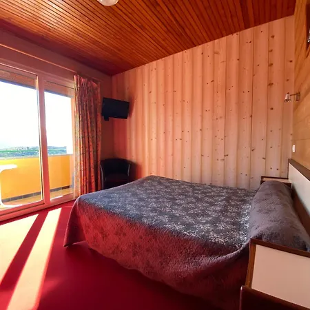 Отель Relais Du Belloch Angoustrine