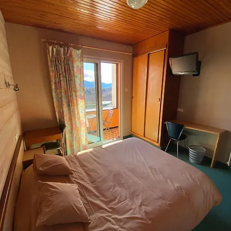 Отель Relais Du Belloch Angoustrine